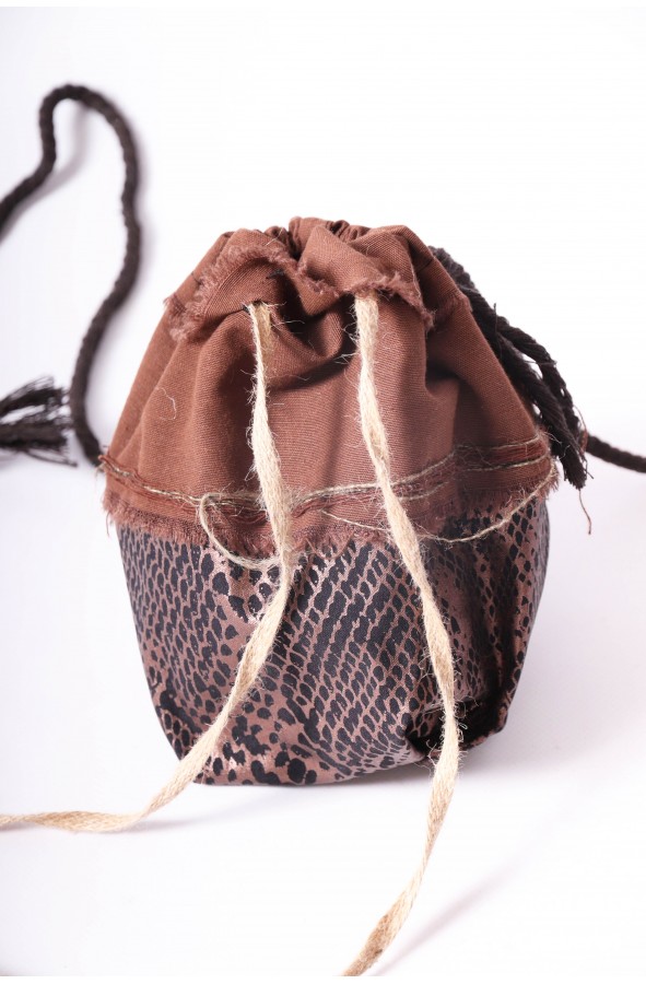 String bag for historic costumes