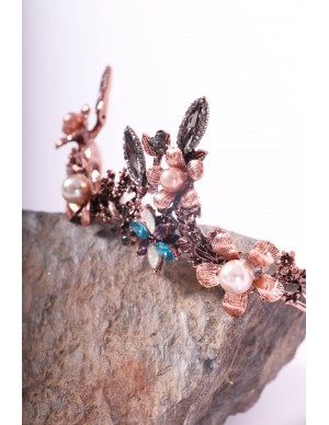 Corona o tiara de flores...