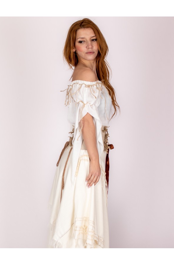 Medieval blouse with sleeves