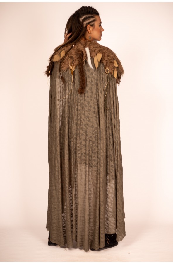 Capa de Punto Fino en Verde Grisáceo...