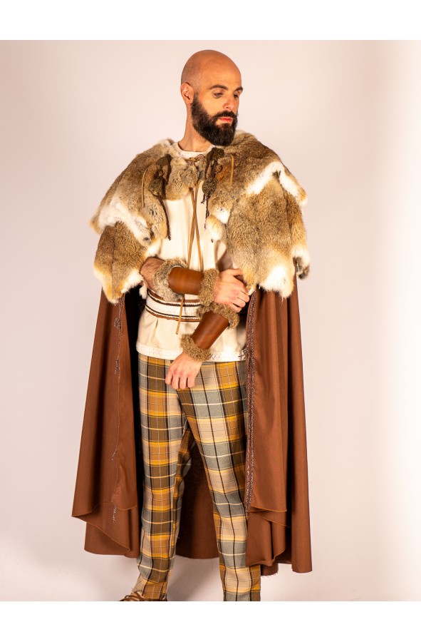 Brazaletes Celtas de Cuero Envejecido...