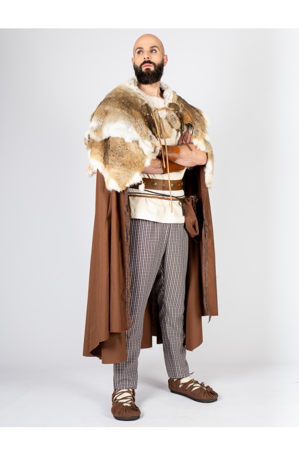 Pantalón de cuadros en castaño oscuro...