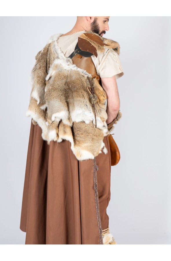 Rabbit Fur Cloak – Warmth and...