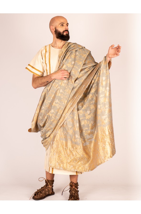 Traje de emperador romano con toga...