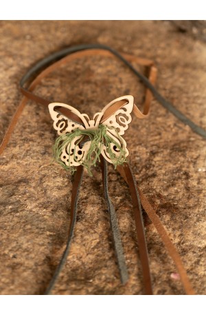 Gargantilla de mariposa en...