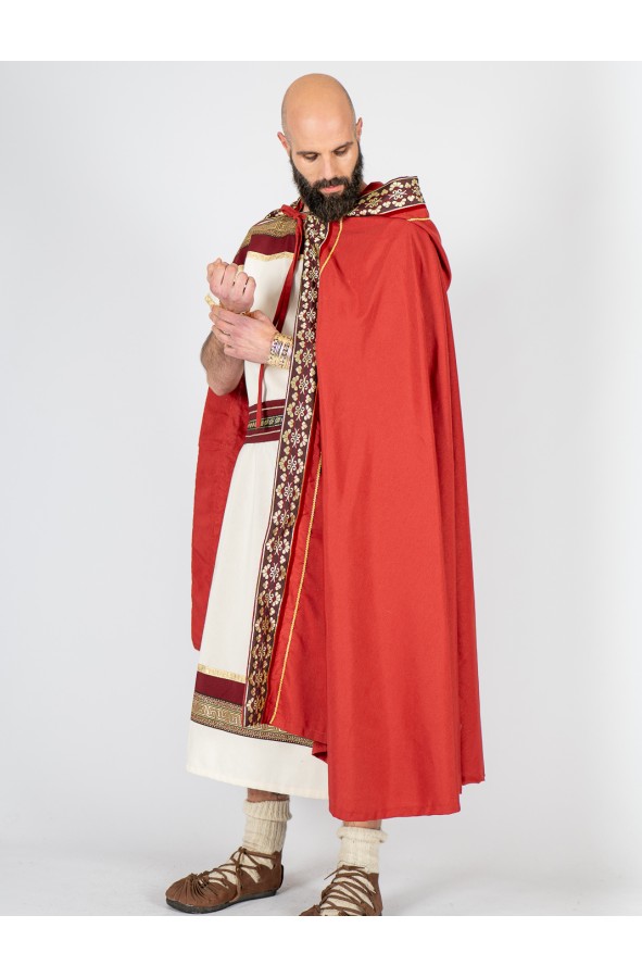Capa romana roja con capucha y...
