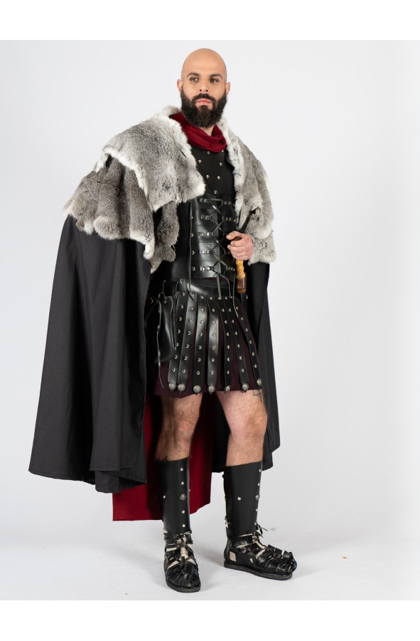 Roman black cloak with rabbit fur