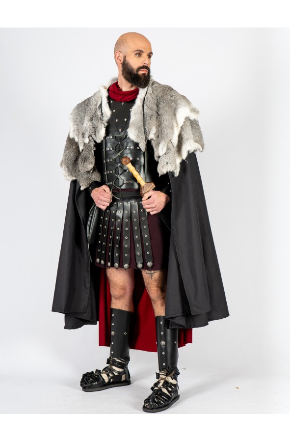 Roman black cloak with rabbit fur