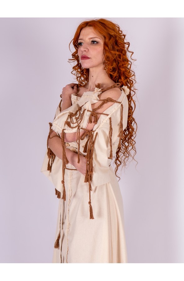 Vestido Medieval Largo en Color Crudo...
