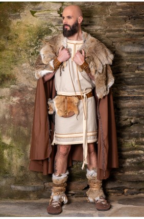 Capa de piel de conejo –...